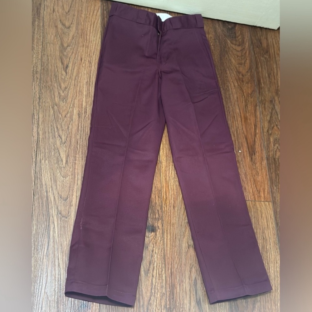 Dickies men’s Maroon Pants
